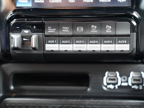 Used 2023 RAM 2500 Rebel w/ Level 2 Equipment Group AWD/4WD image 31