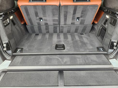 Used 2023 BMW X7 M60i w/ Executive Package image 37