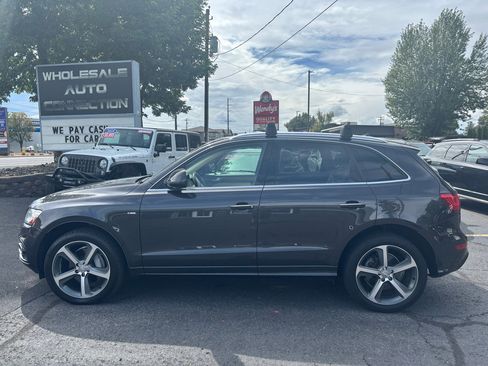 Used 2016 Audi Q5 3.0T Prestige w/ Prestige Package image 2