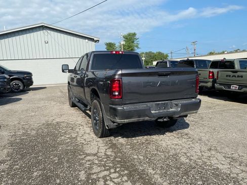 Used 2026 RAM 2500 Big Horn AWD/4WD image 7