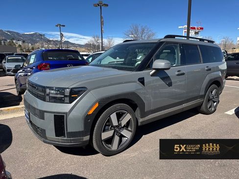 Used 2025 Hyundai Santa Fe Limited image 5