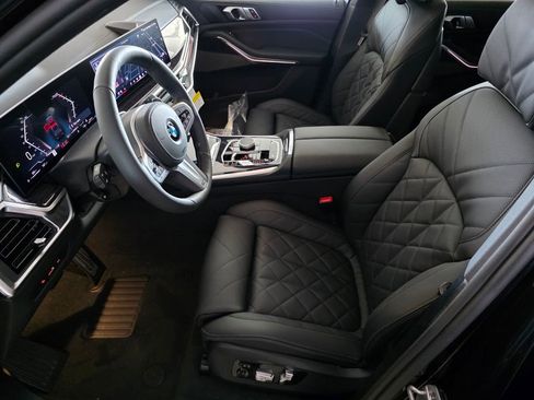 New 2026 BMW X5 sDrive40i image 7