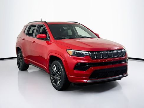 Used 2022 Jeep Compass Limited w/ (RED) Package AWD/4WD image 3