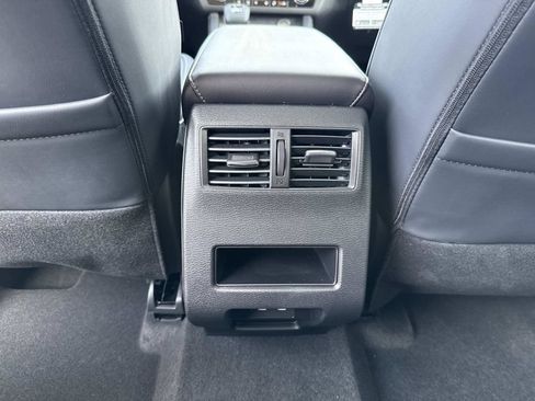 New 2026 Mitsubishi Outlander AWD image 18