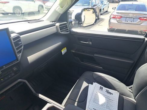 Used 2024 Toyota Tundra Limited image 3