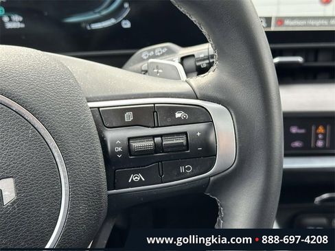Certified 2025 Kia Sportage EX w/ EX Premium Package image 22
