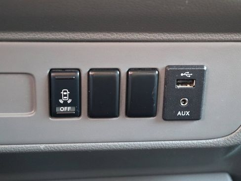 Used 2020 Nissan NV 1500 SV w/ Navigation Package image 21