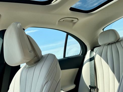 Certified 2026 Mercedes-Benz E 350 4MATIC Sedan image 19
