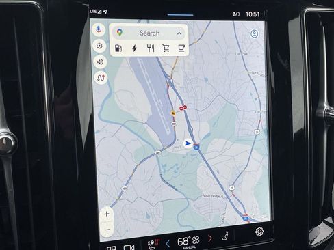 Used 2024 Volvo XC60 T8 Ultimate w/ Climate Package image 17