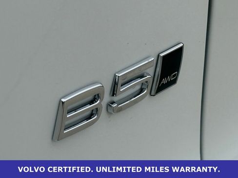 Certified 2023 Volvo XC40 B5 Plus w/ Driver Assist Package image 12