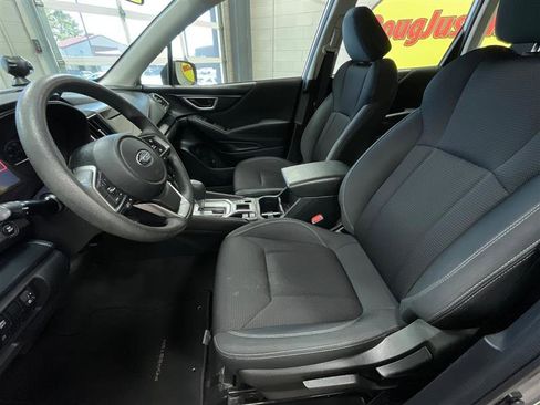 Used 2021 Subaru Forester image 10