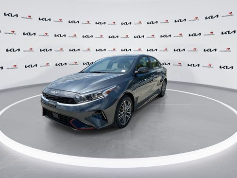 Used 2023 Kia Forte GT-Line w/ GT-Line Premium Package FWD image 4