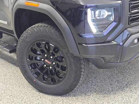 New 2026 GMC Canyon Elevation w/ Convenience Package image 3