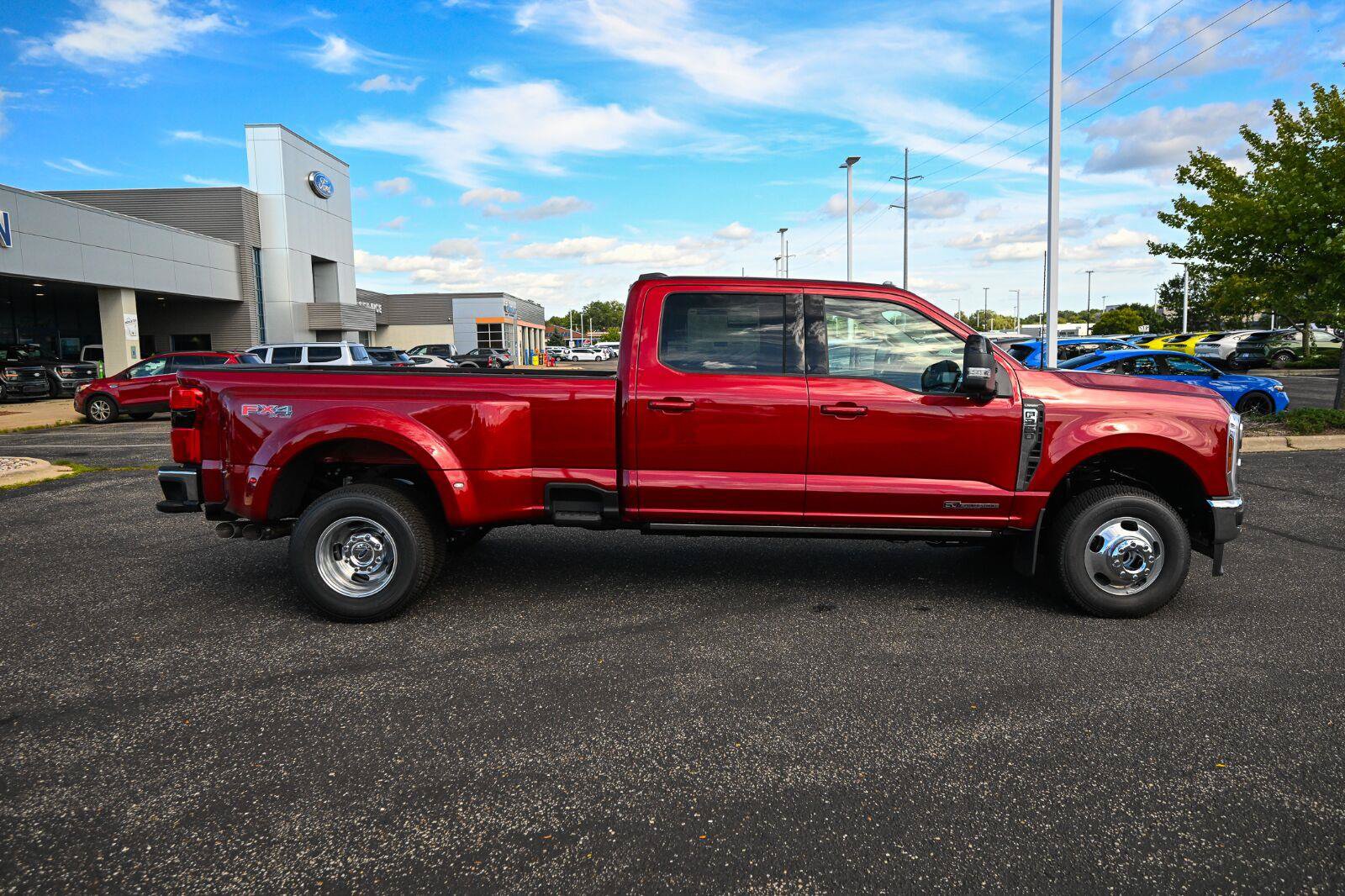 New 2026 Ford F350 Lariat w/ Lariat Ultimate Package AWD/4WD image 3