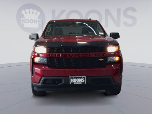 Used 2020 Chevrolet Silverado 1500 Custom w/ Custom Value Package AWD/4WD image 10