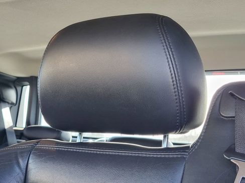 Used 2005 HUMMER H2 SUT w/ Preferred Equipment Group image 14