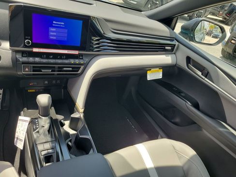 New 2026 Toyota Camry SE w/ Convenience Package FWD image 28