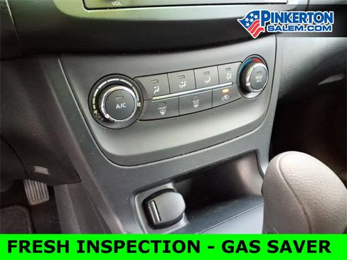 Used 2016 Nissan Sentra S image 22