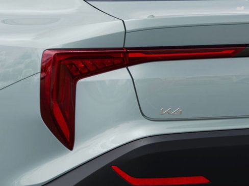 Certified 2025 Kia K4 FWD image 25