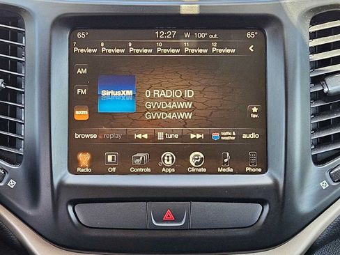 Used 2016 Jeep Cherokee Limited FWD image 20