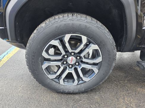 Used 2024 GMC Canyon AT4 w/ Canyon Safety Plus Package image 10