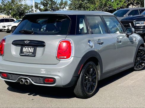 Used 2021 MINI Cooper S FWD image 9