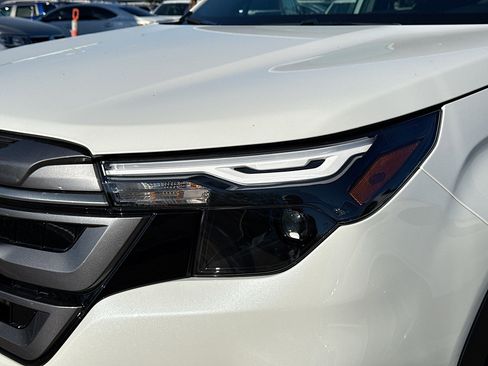 New 2026 Subaru Forester Premium image 9