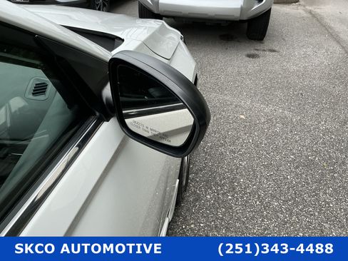 Used 2024 Nissan Altima 2.5 S FWD image 10