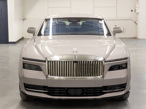 Certified 2024 Rolls-Royce Spectre w/ Spectre Launch Package image 5