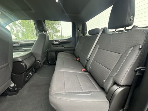 Certified 2024 Chevrolet Silverado 1500 RST AWD/4WD image 22