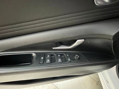 Used 2022 Hyundai Elantra SEL w/ Convenience Package FWD image 24