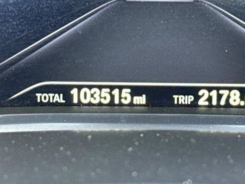 Used 2019 BMW 740i xDrive w/ Executive Package image 29