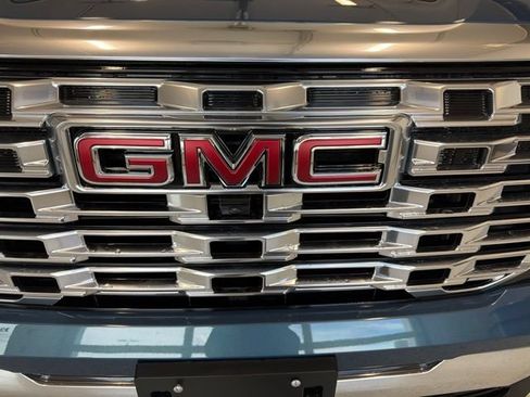 New 2026 GMC Terrain Denali AWD/4WD image 13