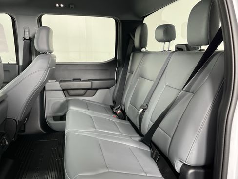 New 2026 Ford F250 XL w/ FX4 Off-Road Package image 14