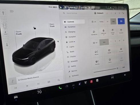 Used 2026 Tesla Model Y Long Range image 49