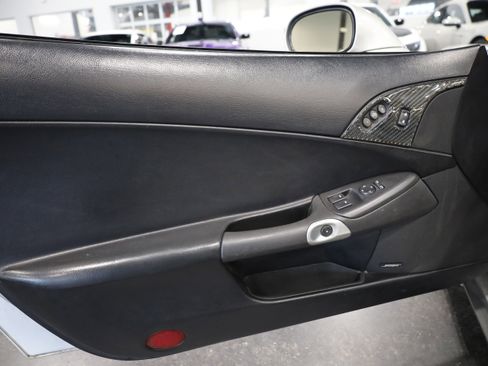 Used 2005 Chevrolet Corvette Convertible w/ Preferred Equipment Group image 14