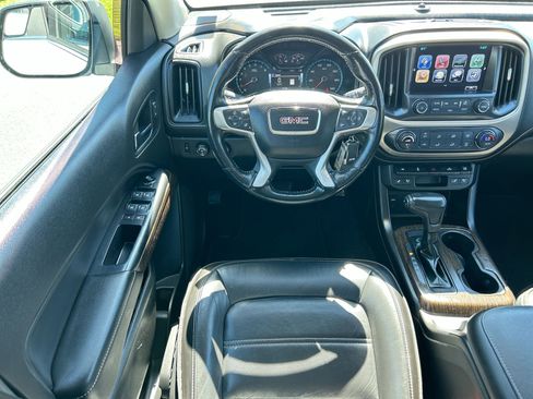 Used 2018 GMC Canyon Denali image 17
