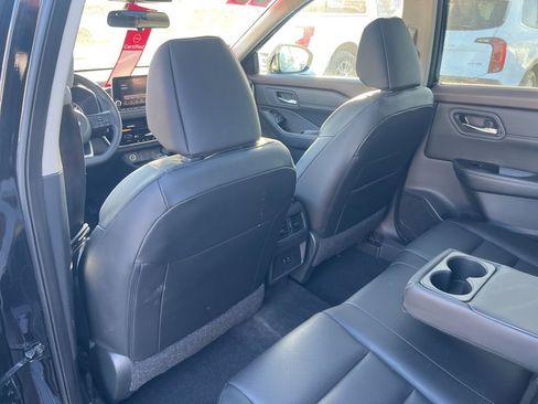 Certified 2023 Nissan Rogue SV w/ SV Premium Package image 10