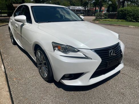 Used 2014 Lexus IS 250 RWD image 7