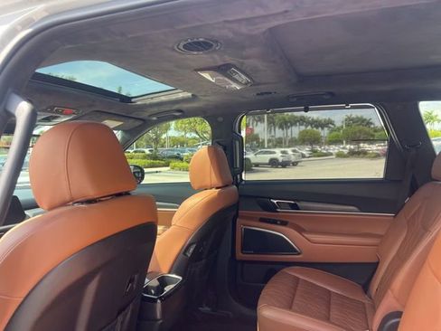 Used 2024 Kia Telluride SX Prestige X-Line image 40