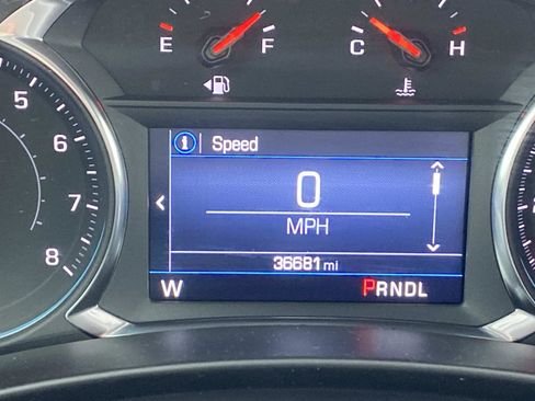 Used 2024 Chevrolet Equinox RS image 32