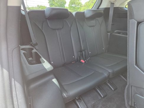 Used 2025 Kia Sorento S w/ Panoramic Sunroof Package FWD image 20