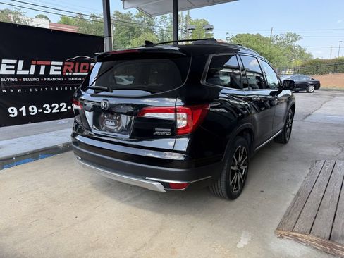 Used 2019 Honda Pilot Touring image 5
