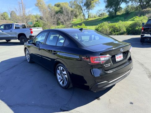 Used 2023 Subaru Legacy Limited AWD/4WD image 8