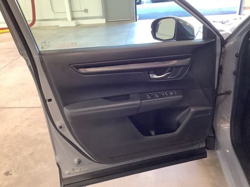 Used 2023 Honda CR-V LX image 19