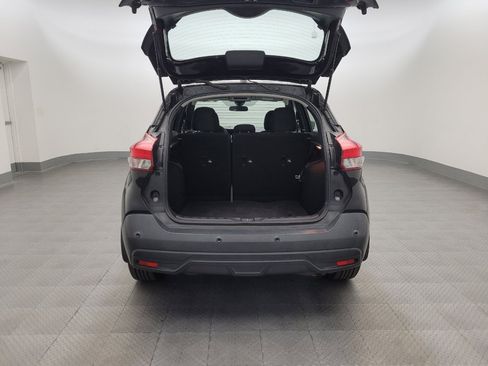 Used 2020 Nissan Kicks SV FWD image 29
