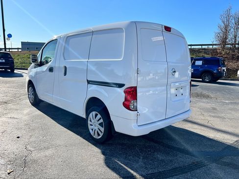 Used 2020 Nissan NV200 SV image 5