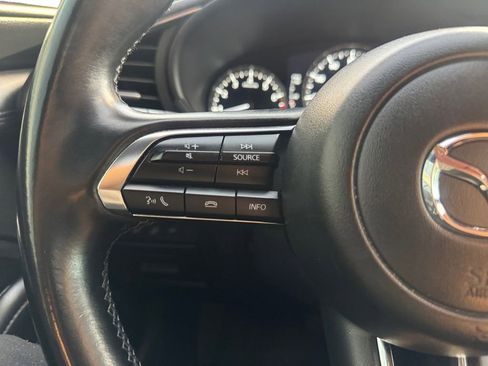 Used 2024 MAZDA MAZDA3 s image 23