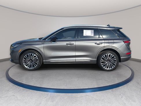 Certified 2022 Lincoln Corsair AWD w/ Premium Package image 8