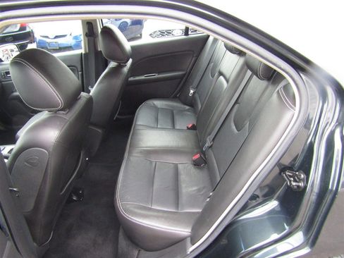 Used 2010 Ford Fusion SEL image 19
